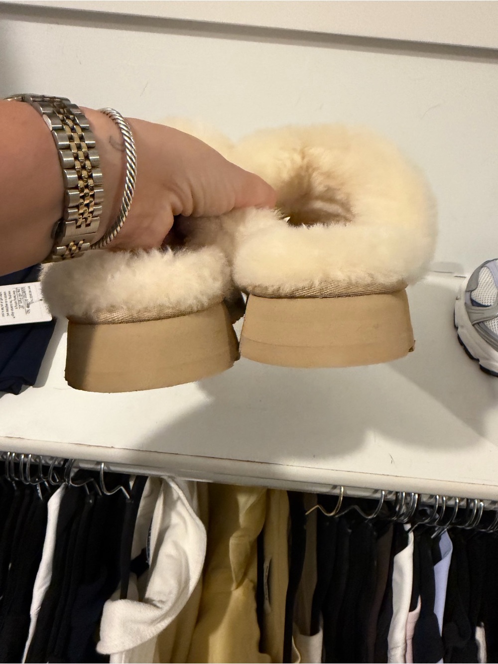 UGG Disquette Slippers Color Sand Women’s Size 7 - Picture 5 of 6